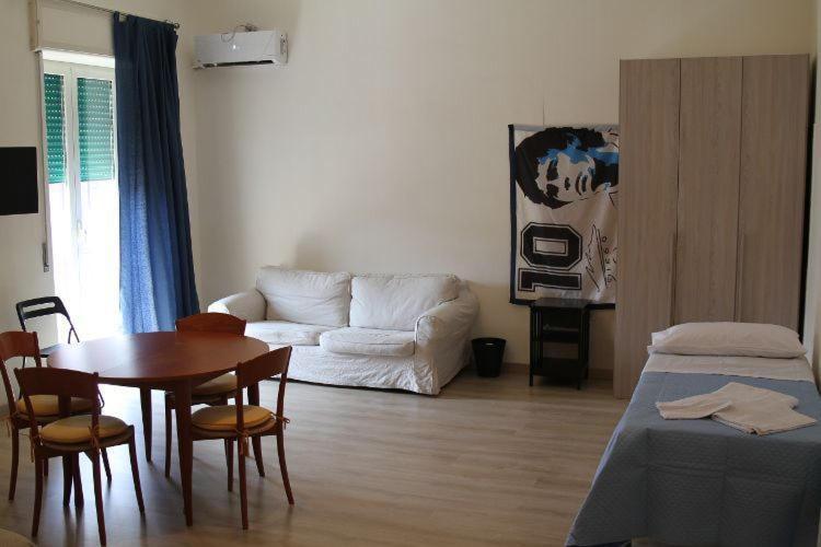 Готель Keira House Napoli Екстер'єр фото