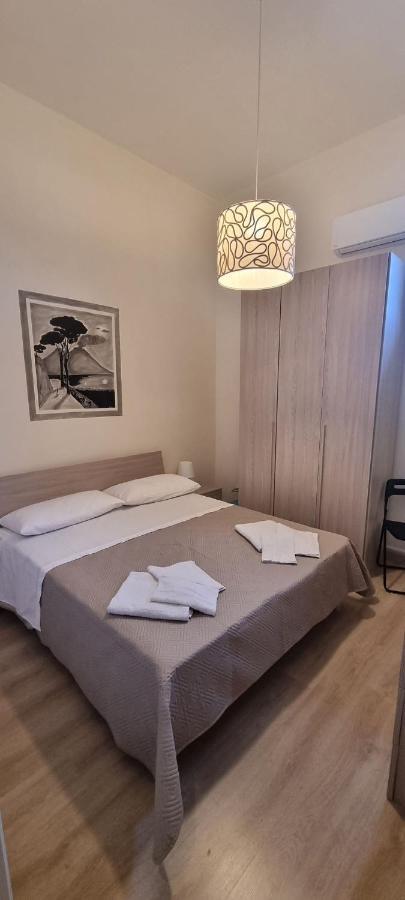 Готель Keira House Napoli Екстер'єр фото