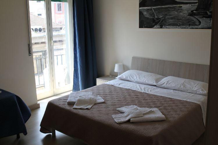 Готель Keira House Napoli Екстер'єр фото